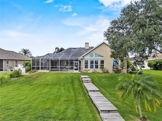 $799,977 | 220 Ruby Lake Lane, Winter Haven, FL 33884