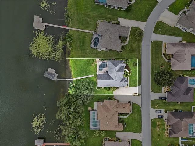 $799,977 | 220 Ruby Lake Lane, Winter Haven, FL 33884