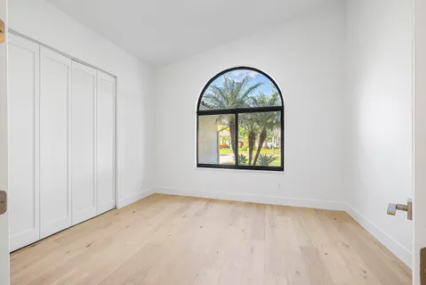 an empty room with window