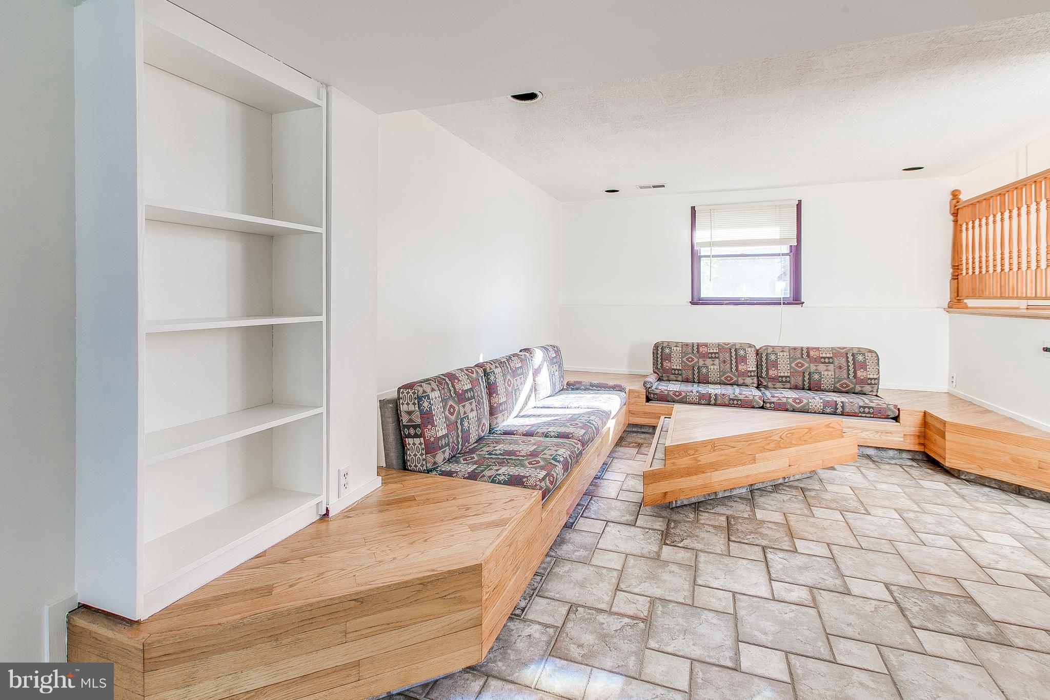 597 Old Stage Road Frederick, MD 21703 - Photo 22 of 42 BUILT-IN BOOKCASE