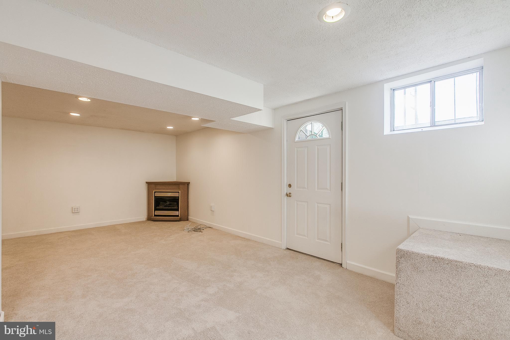 597 Old Stage Road Frederick, MD 21703 - Photo 32 of 42 RECESSED LIGHTING!