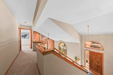 $550,000 | 10510 Stratford Place, Mequon, WI 53092