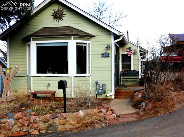 335 Oklahoma Road Manitou Springs, CO 80829 - Photo 2 of 22