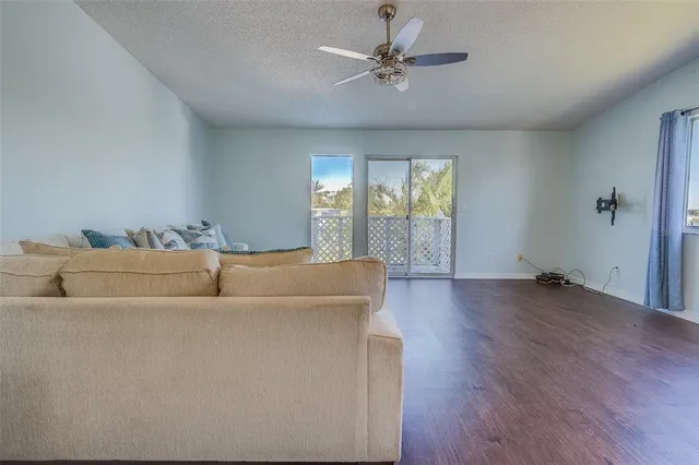 $2,995 | 508 Garland Circle, Indian Rocks Beach, FL 33785