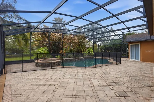 $779,900 | 1042 Spinning Wheel Drive, Apopka, FL 32712