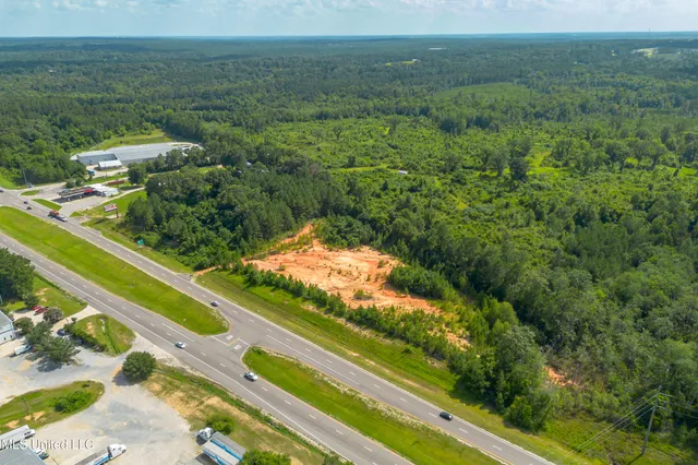 $380,000 | 4883 US 49, Hattiesburg, MS 39401