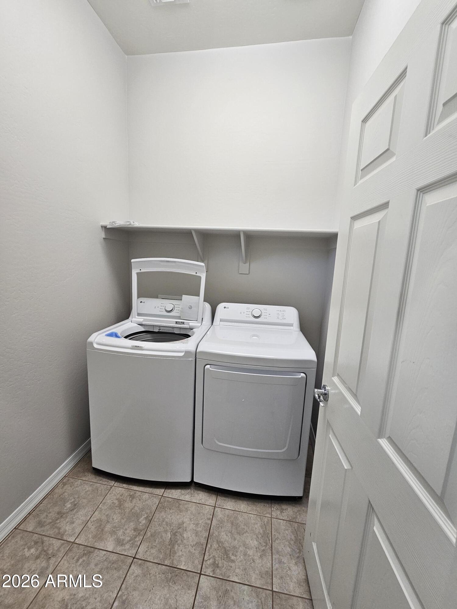 2253 South Wallrade Lane Gilbert, AZ 85295 - Photo 19 of 26 Wallrade Laundry