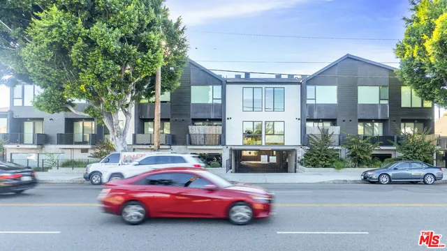 a car parked in front of a building
