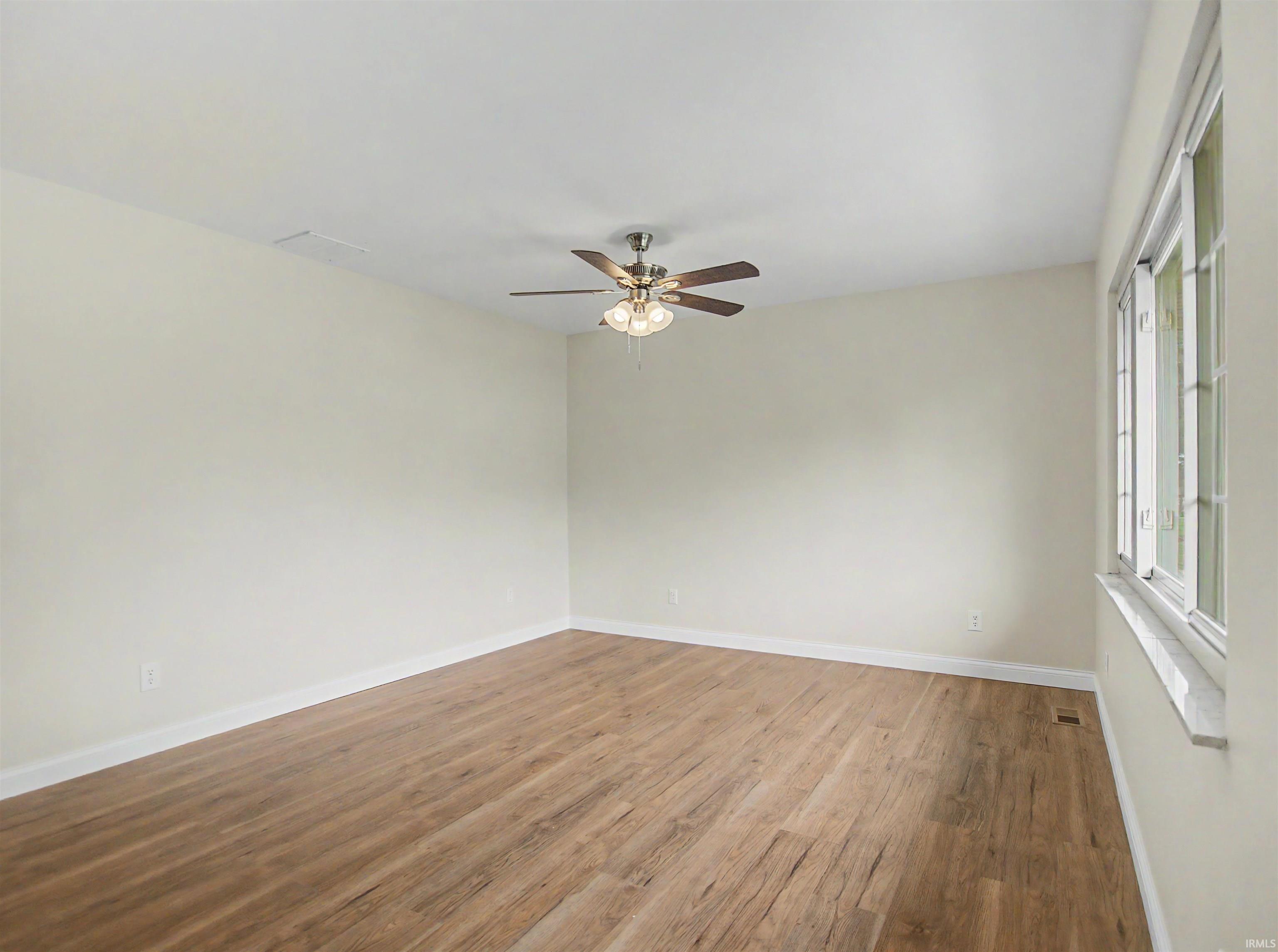 7013 Briar Ridge Road Wadesville, IN 47638 - Photo 5 of 30