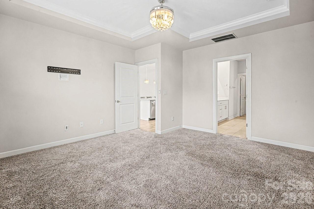 7120 American Elm Road Charlotte, NC 28215 - Photo 19 of 35