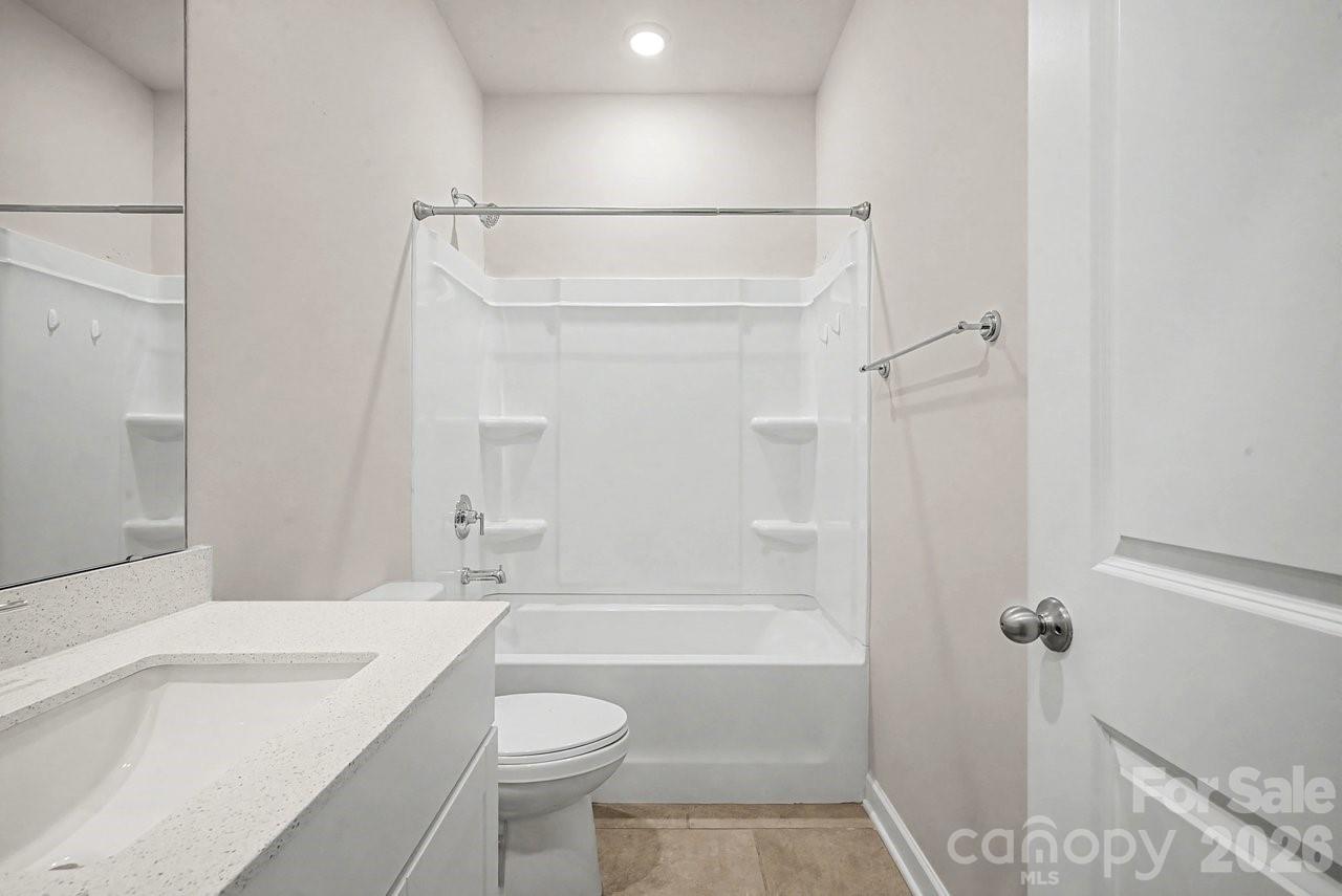 7120 American Elm Road Charlotte, NC 28215 - Photo 6 of 35