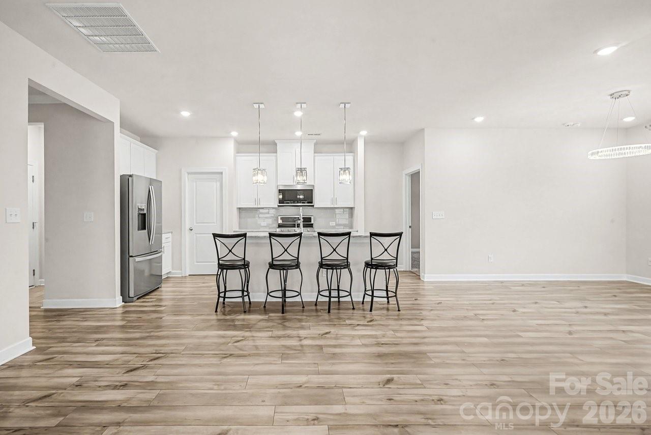 7120 American Elm Road Charlotte, NC 28215 - Photo 10 of 35