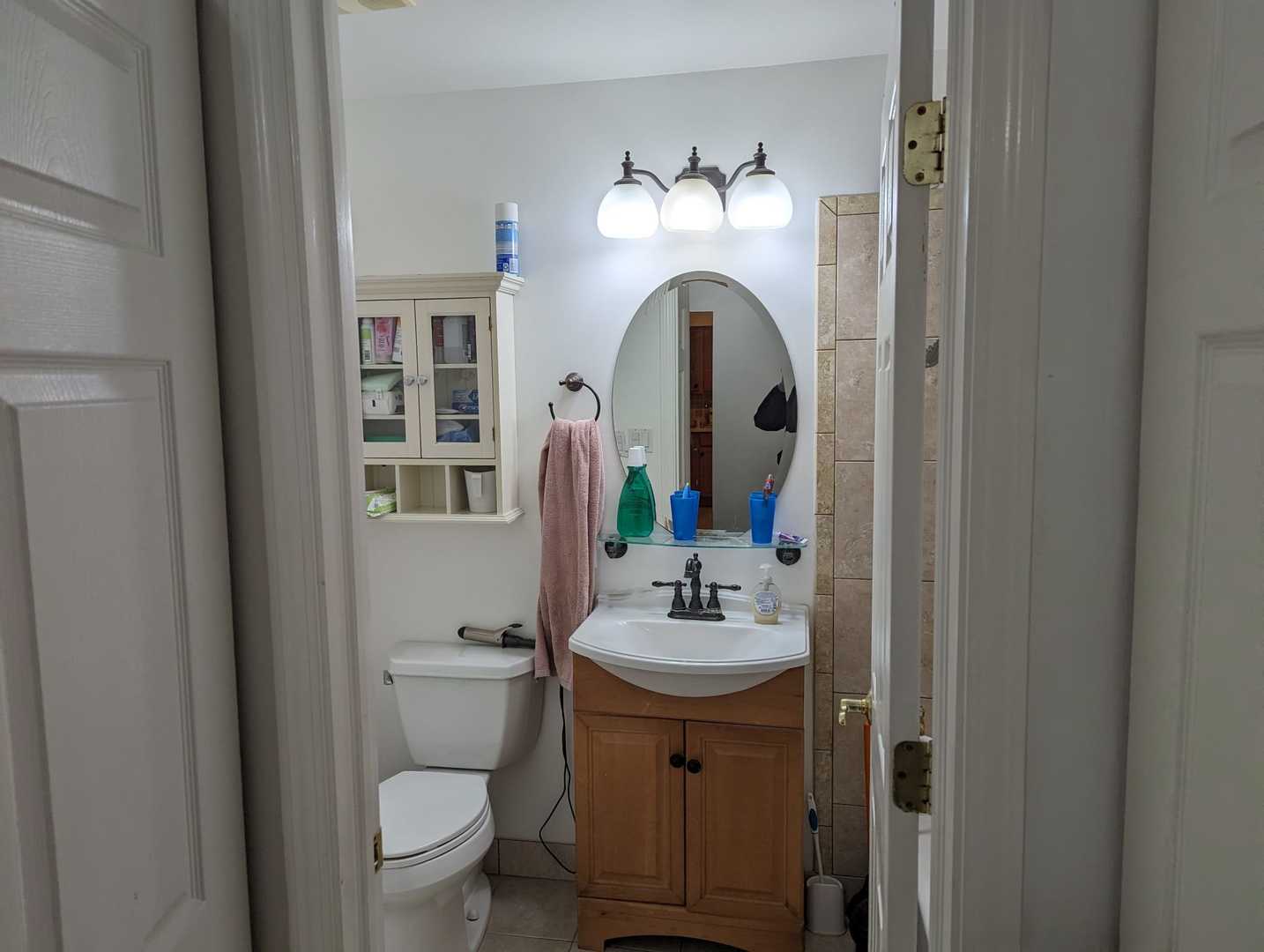 9518 Dee Road, Unit 1B Des Plaines, IL 60016 - Photo 23 of 29 Gallery Image 23