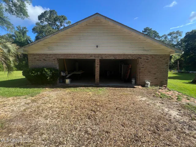 $184,900 | 17116 Pierce Street, Moss Point, MS 39562