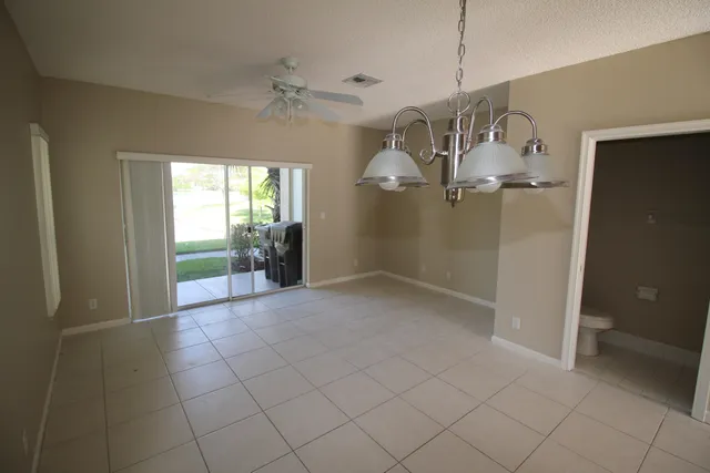 $2,000 | 5222 Palmbrooke Circle, West Palm Beach, FL 33417