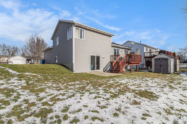 $409,900 | 1882 Crosswinds Court Southeast, Kentwood, MI 49508