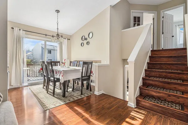 $409,900 | 1882 Crosswinds Court Southeast, Kentwood, MI 49508