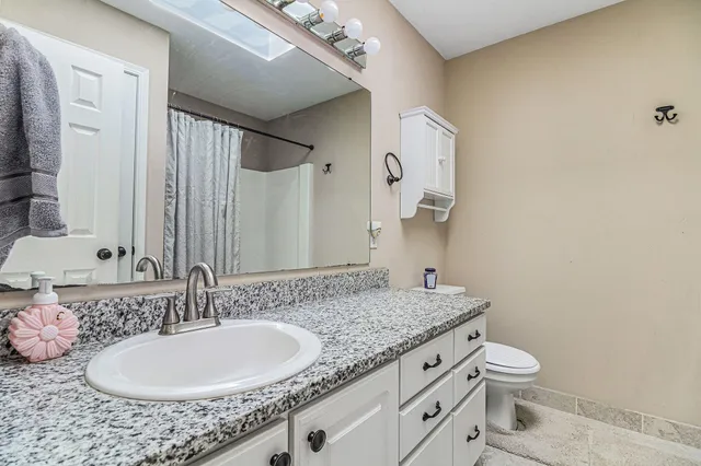 $409,900 | 1882 Crosswinds Court Southeast, Kentwood, MI 49508