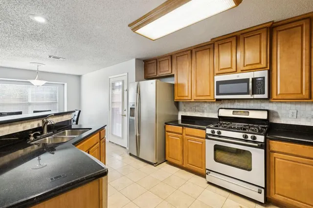 $465,000 | 604 Pendleton Drive, Rockwall, TX 75032