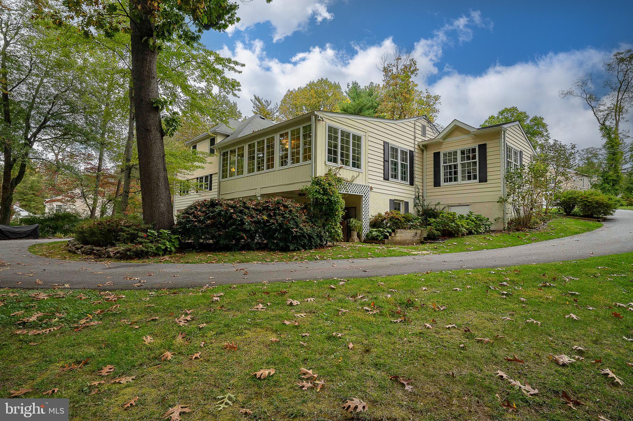 21 Weirwood Lane Wayne, PA 19087 - Photo 40 of 52 Exterior back of the home