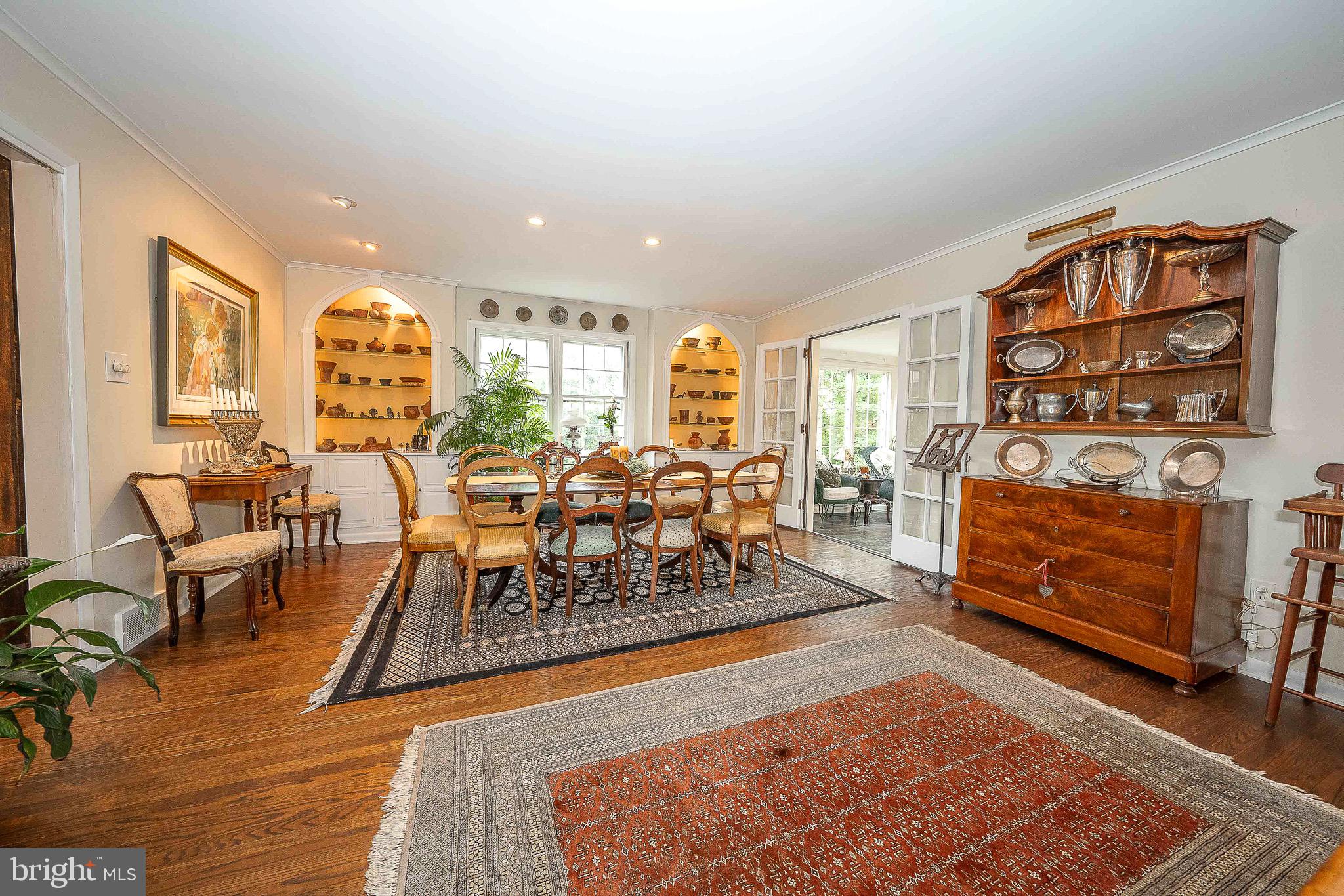 21 Weirwood Lane Wayne, PA 19087 - Photo 9 of 52 Dining Room with Attractive Built-Ins