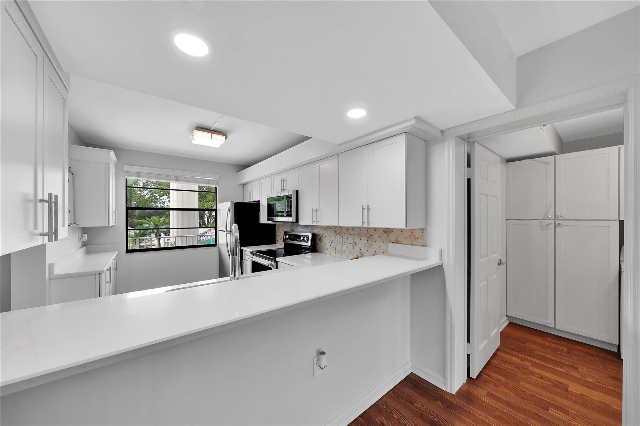 6061 Balboa Circle, Unit 204 Boca Raton, FL 33433 - Photo 11 of 64 Photo 11