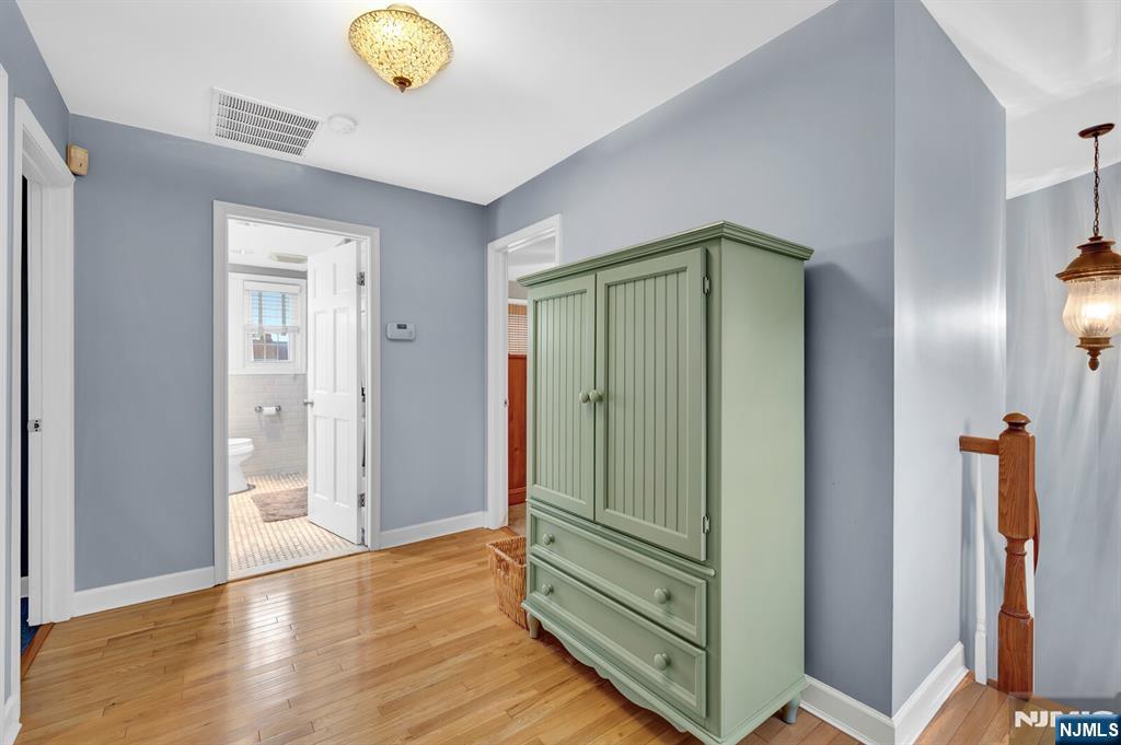98 Maple Street Rutherford, NJ 07070 - Photo 28 of 50