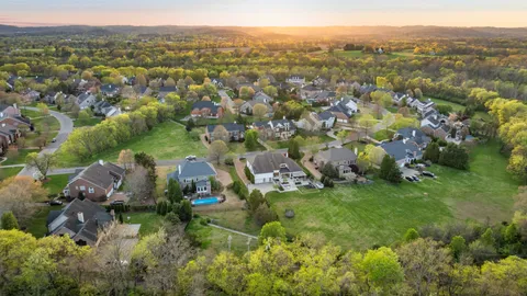 $2,174,990 | 343 Gillette Drive, Franklin, TN 37069