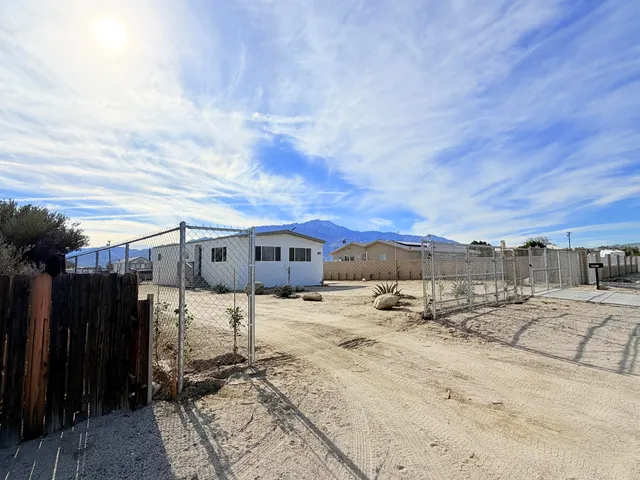 $2,700 | 64811 Thomas Avenue, Desert Hot Springs, CA 92240