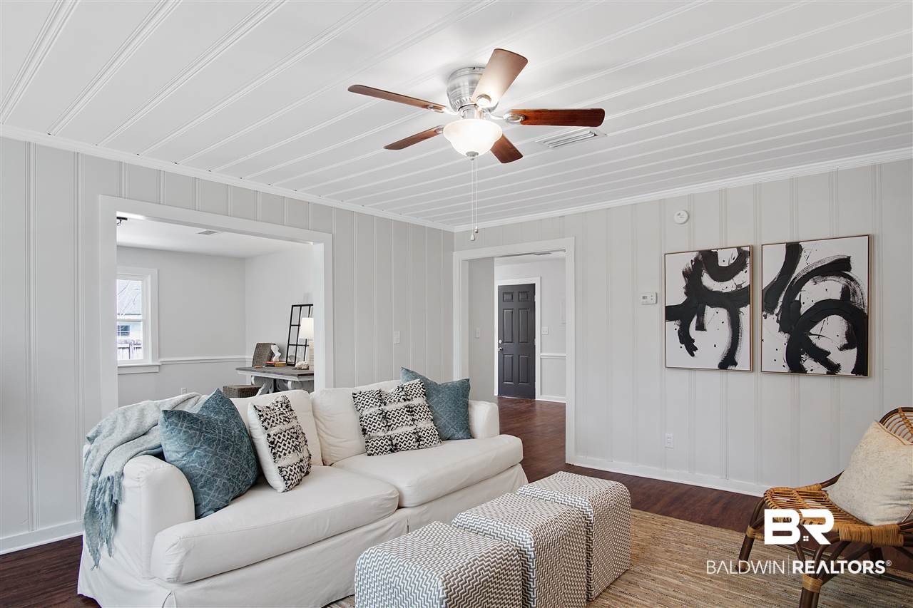6940 Viola Road Gulf Shores, AL 36542 - Photo 3 of 28 Living Room