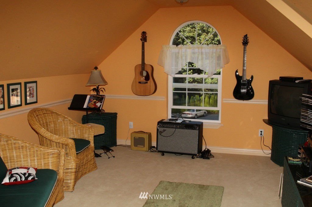 14614 Kayak Point Road Stanwood, WA 98292 - Photo 11 of 15