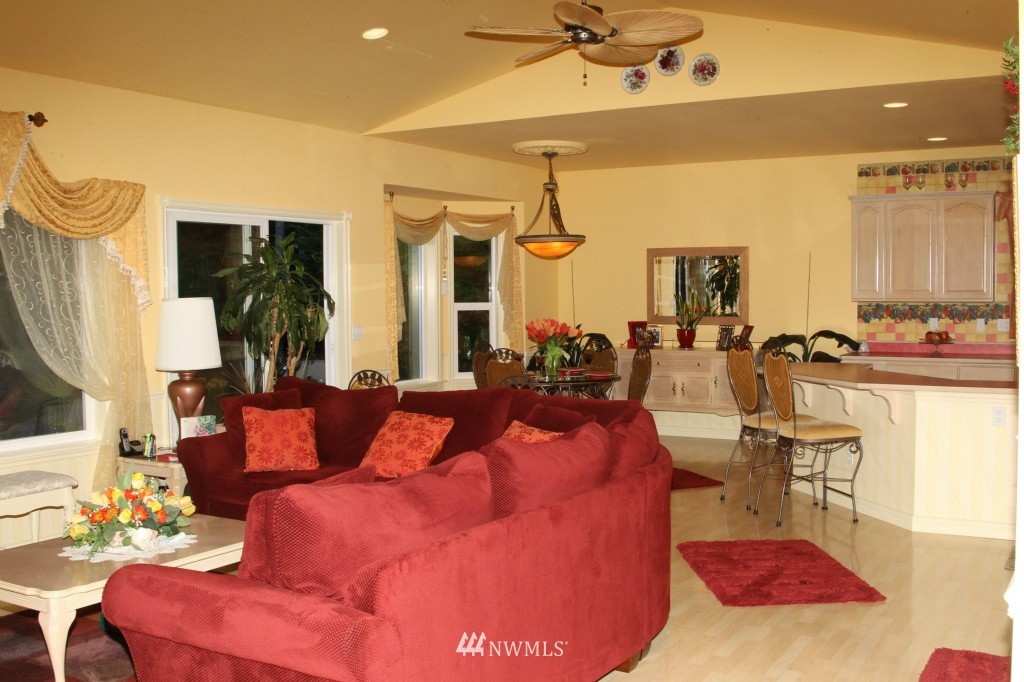 14614 Kayak Point Road Stanwood, WA 98292 - Photo 3 of 15