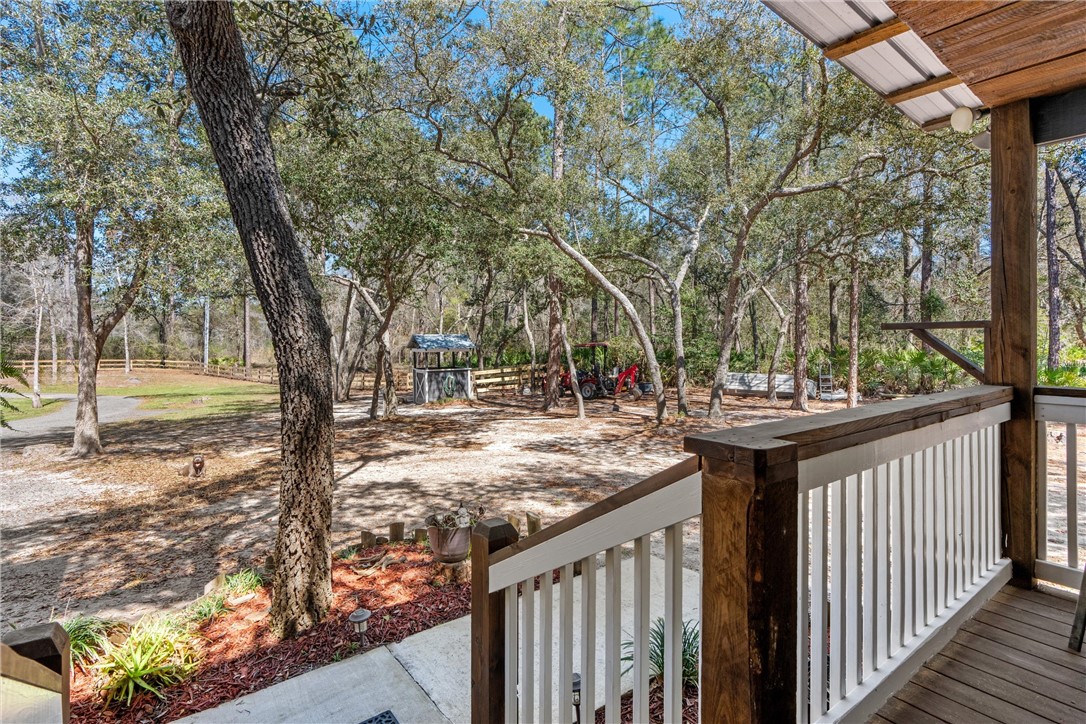 126 Flicker Lane St. George, GA 31562 - Photo 4 of 35