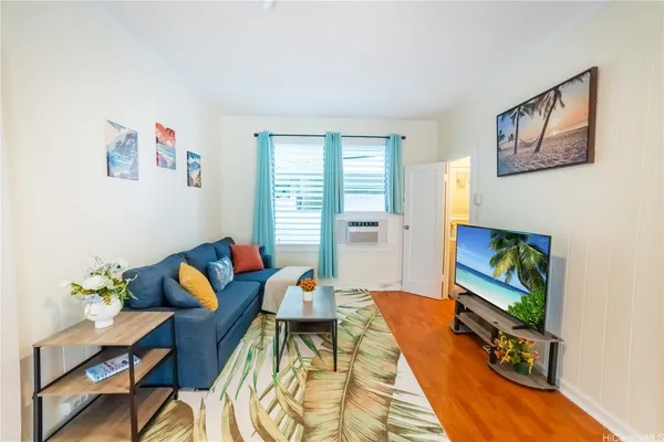 $5,000 | 303 Wai Nani Way, Honolulu, HI 96815
