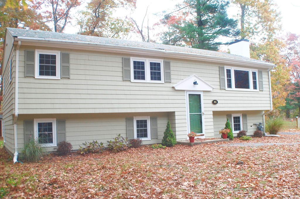41 Edgewood Road Scituate, MA 02066 - Photo 1 of 30 Gallery Image 1