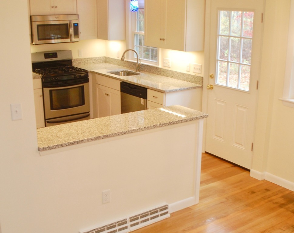 41 Edgewood Road Scituate, MA 02066 - Photo 8 of 30 Gallery Image 8