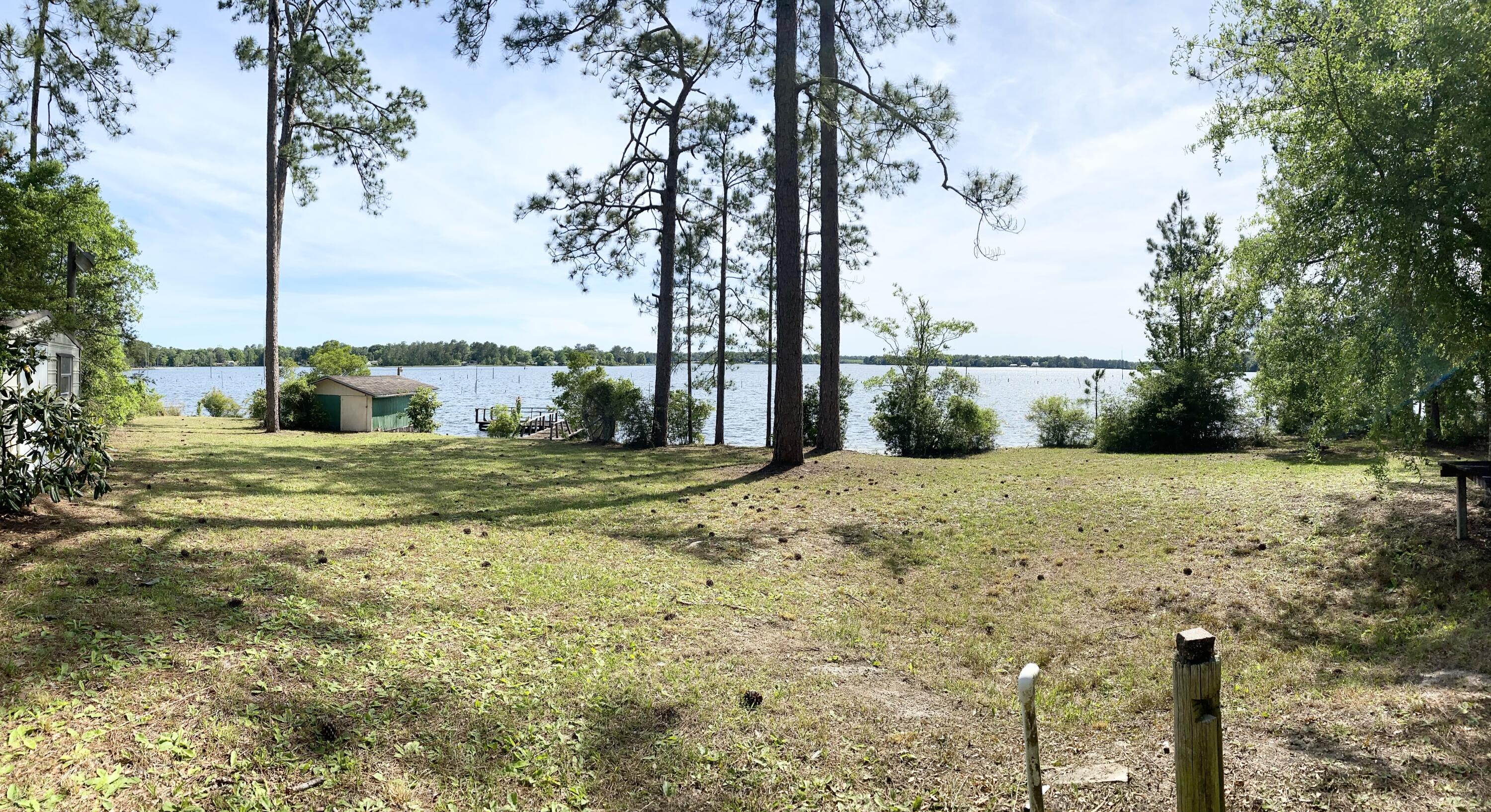 362 Wesley Road DeFuniak Springs, FL 32433 - Photo 7 of 10 a view of swimming pool with a yard