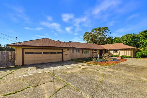 $625,900 | 1852 Dean Street, Eureka, CA 95501