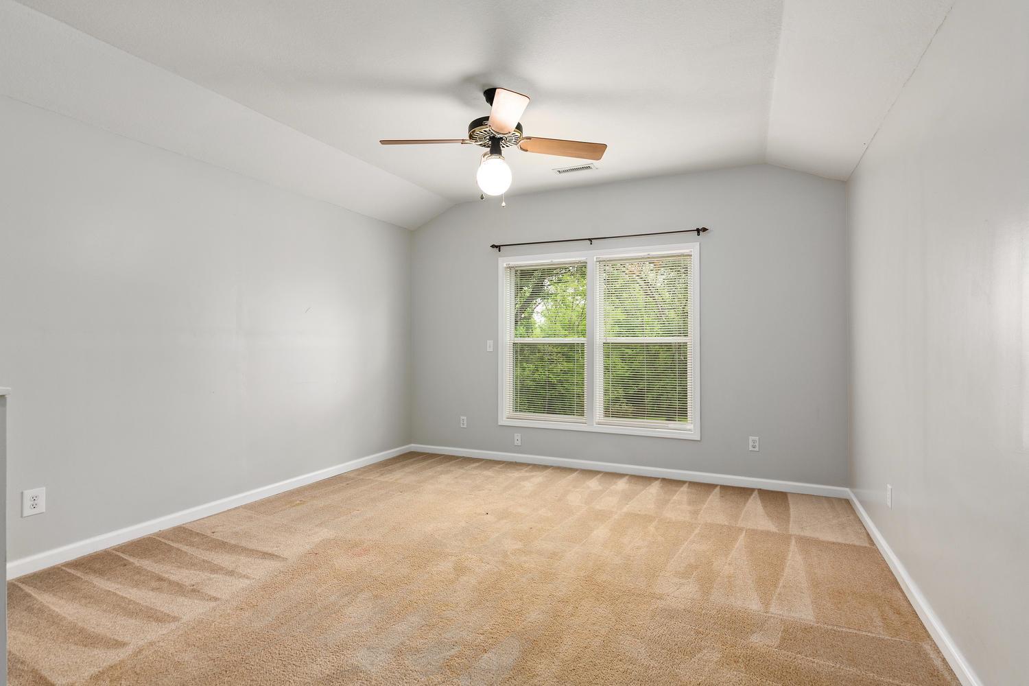 2087 Sanders Road Clarksville, TN 37043 - Photo 8 of 30 Gallery Image 8