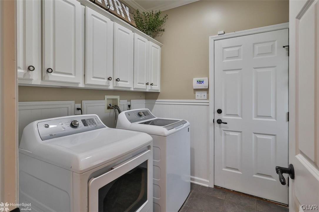 1440 Fox Run Road Easton, PA 18040 - Photo 10 of 16 Laundry Room
