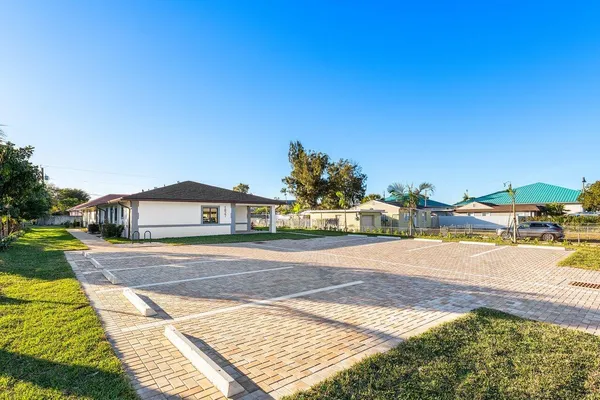 $2,450 | 1827 Palm Acres Drive, Unit 2, Palm Springs, FL 33406