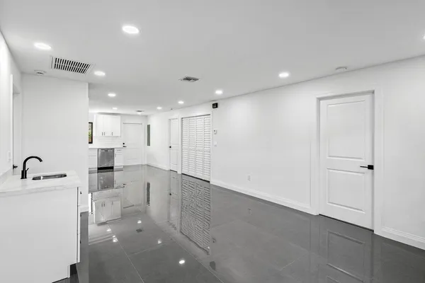 $2,450 | 1827 Palm Acres Drive, Unit 2, Palm Springs, FL 33406