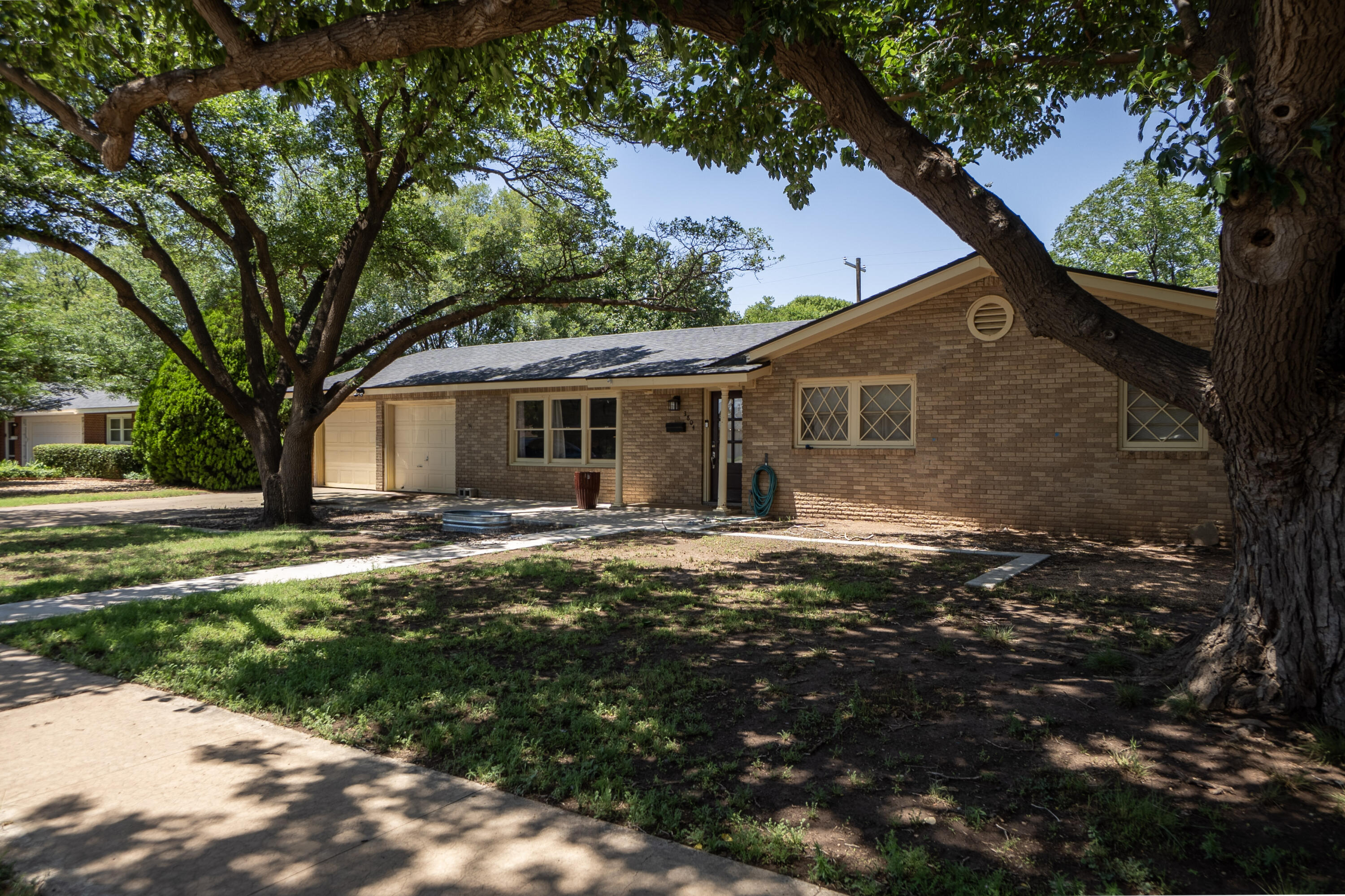 3604 48th Street Lubbock, TX 79413 - Photo 3 of 27 4-DSC06357-HDR