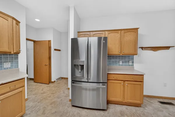 $350,000 | 3356 North Stone Creek Circle, Madison, WI 53719
