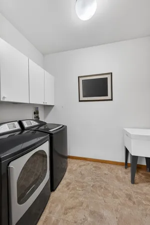 $350,000 | 3356 North Stone Creek Circle, Madison, WI 53719
