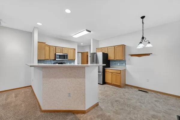 $350,000 | 3356 North Stone Creek Circle, Madison, WI 53719