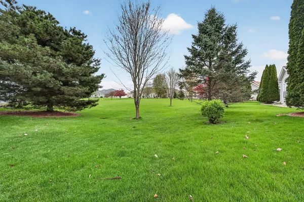 $350,000 | 3356 North Stone Creek Circle, Madison, WI 53719