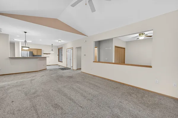 $350,000 | 3356 North Stone Creek Circle, Madison, WI 53719