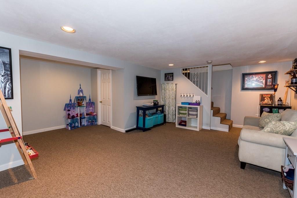 11 Chute Road Dedham, MA 02026 - Photo 32 of 42 Gallery Image 32