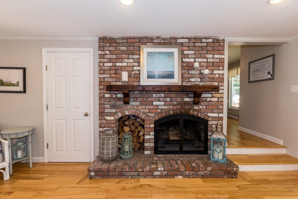 11 Chute Road Dedham, MA 02026 - Photo 4 of 42 Gallery Image 4